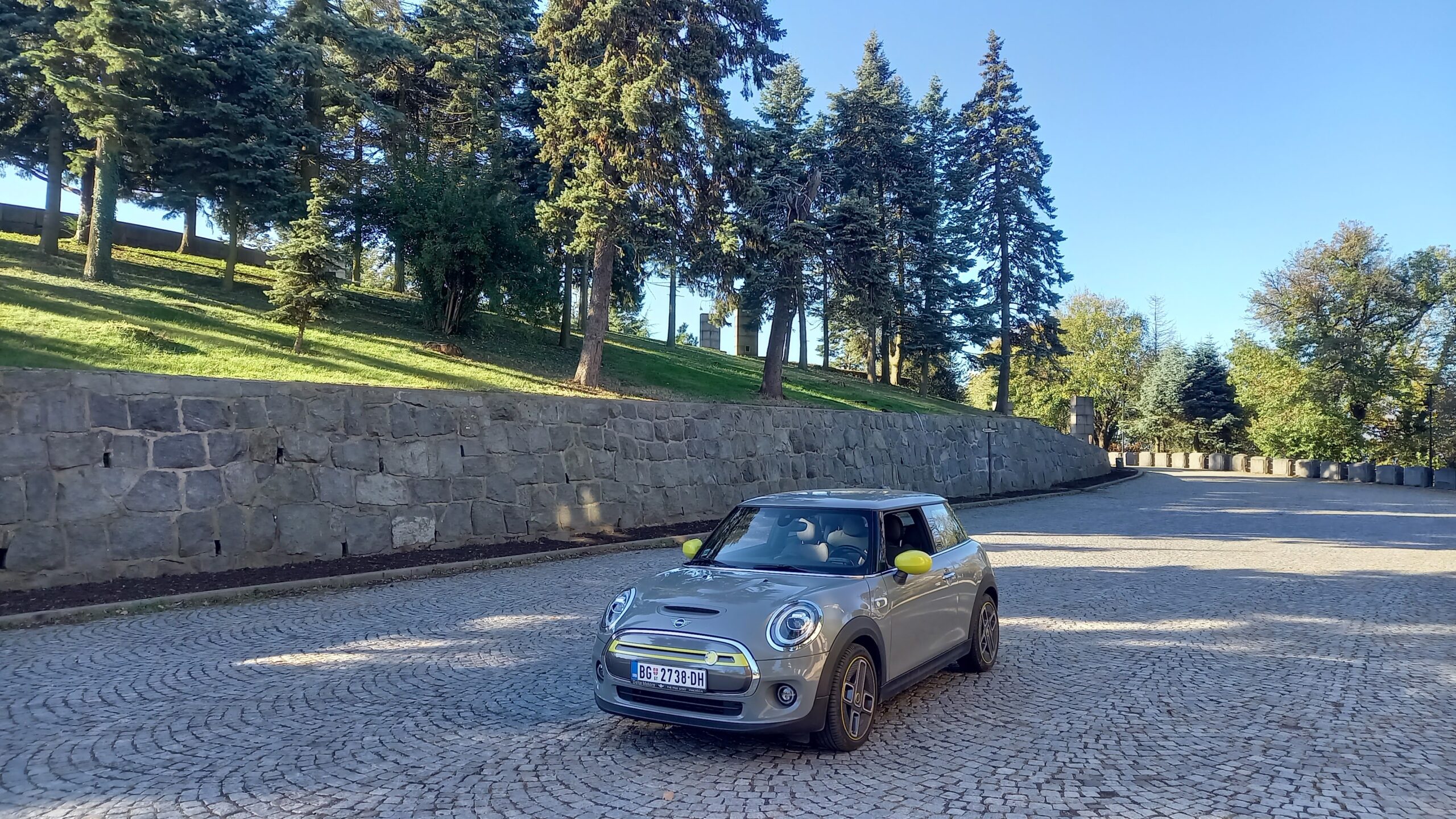 AR test: MINI Cooper SE Electric