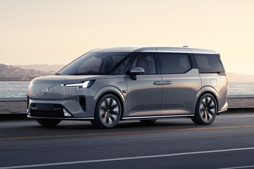 Predstavljen luksuzni kombi Volvo EM90