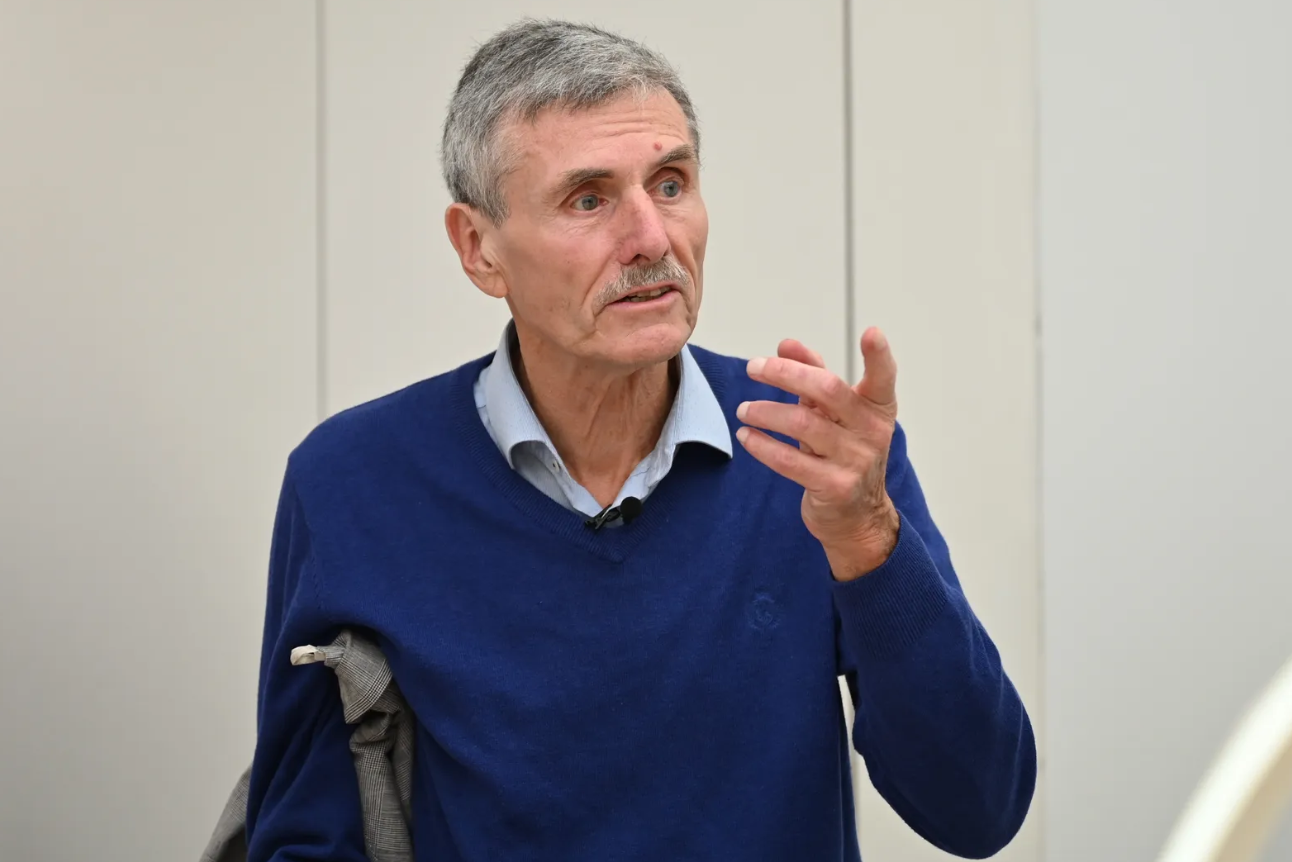 Ferdinand Dudenhofer napustio svoj institut