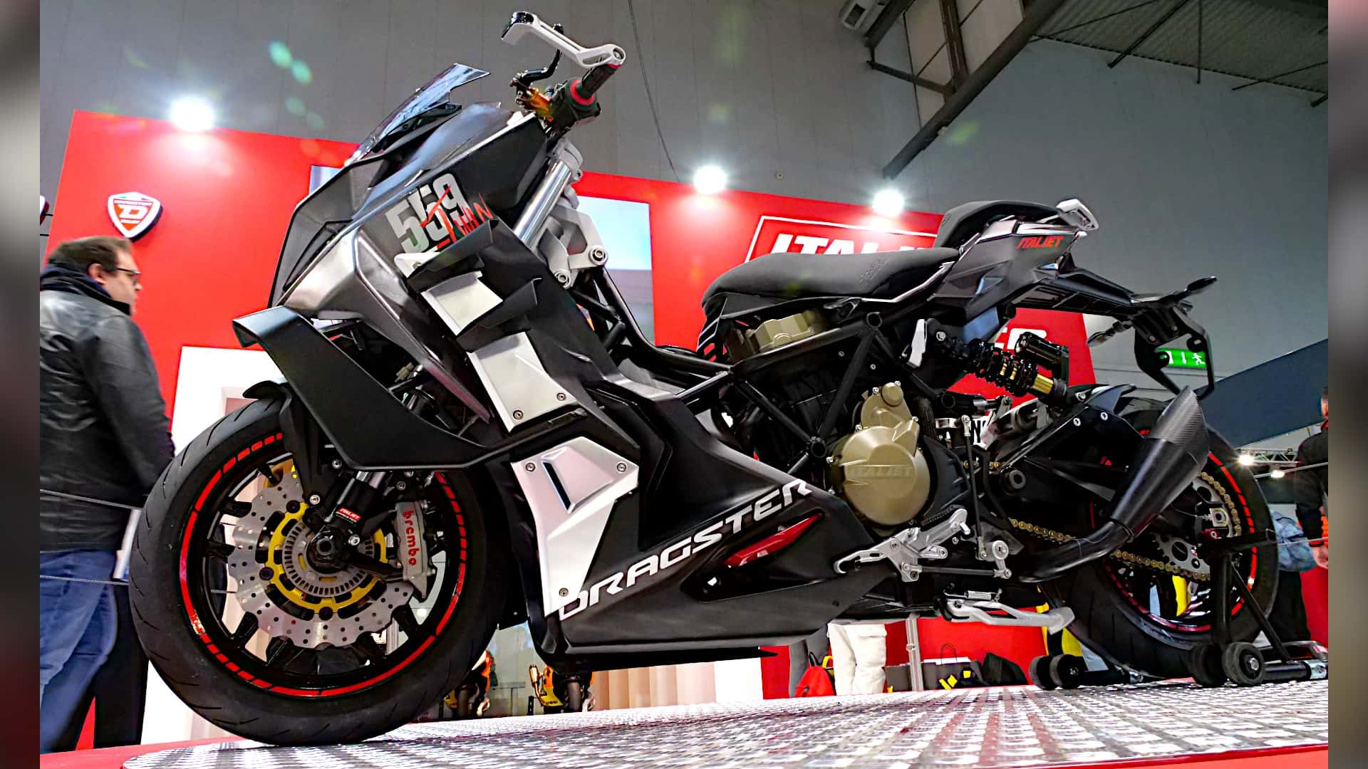Totalno ludi Italjetov Dragster 559 Twin kreće s fabričkih traka