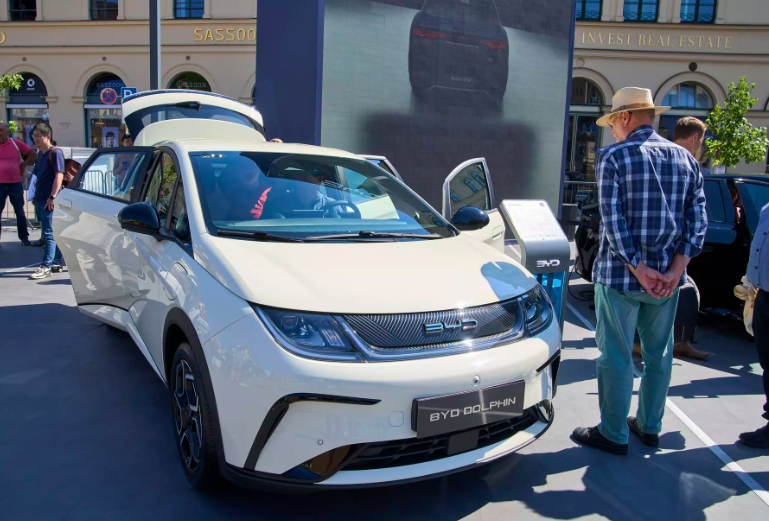 Da bi osnovao BYD uzeo zajam od prijatelja pre 29 godina, danas „šije“ Teslu