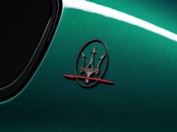 2021-maserati-quattroporte-trofeo