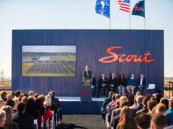 Article_176391_860_575