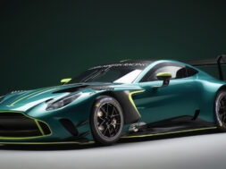 aston_martin_vantage-gt3-1