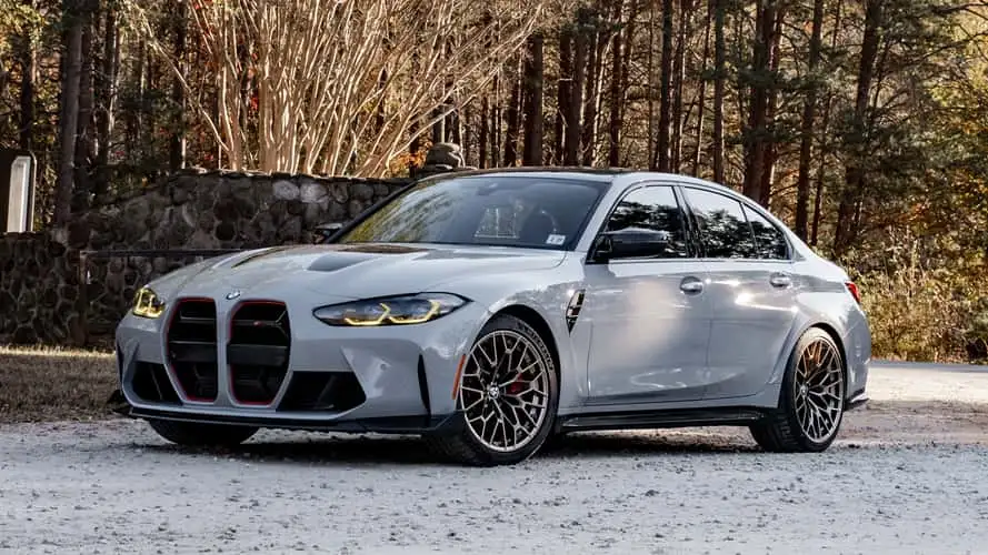 BMW bi mogao da istovremeno proizvodi benzinski i električni M3