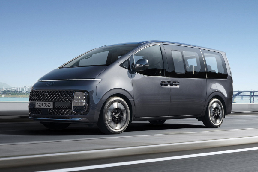 Hyundai Staria dobio ažuriranje „ispod haube“