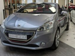 peugeot-208-gen1-ph1-cabriolet-musee-sochaux-1-bd