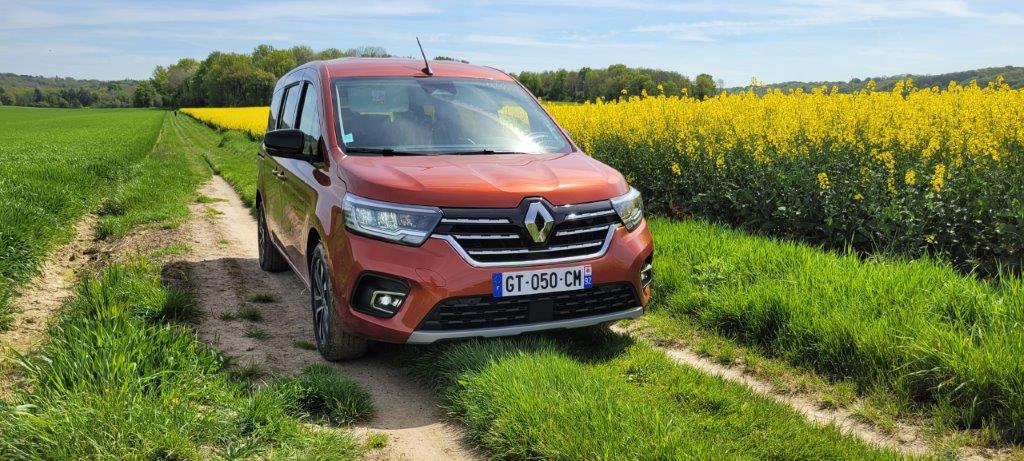 AR test: Renault Grand Kangoo 1.5 Blue dCi/95