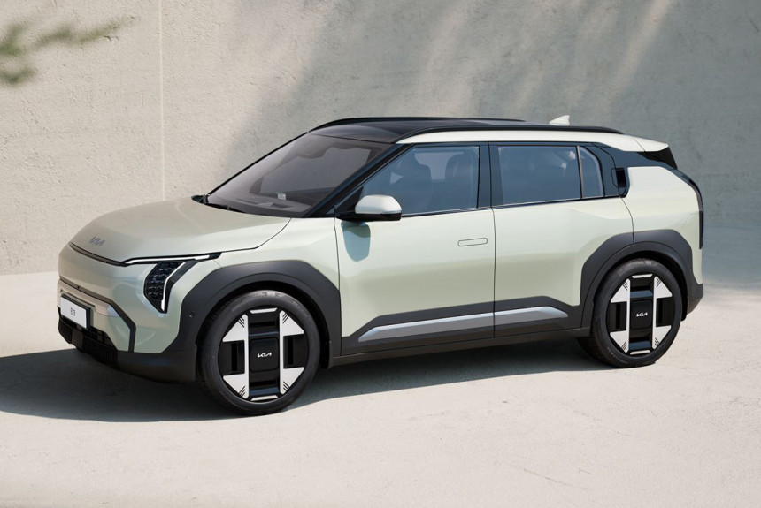 Predstavljen kompaktni krosover Kia EV3
