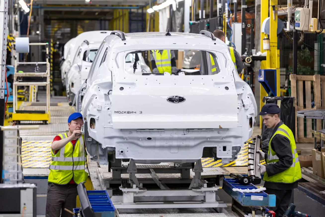 Fabrika Moskviča ovladala celokupnom proizvodnjom automobila