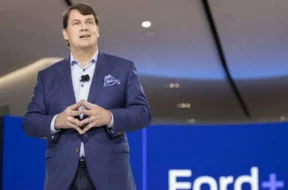 8AM_3G2A0945-1140×570