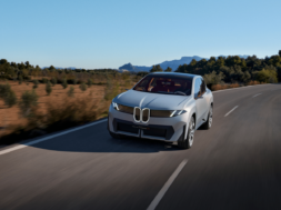 BMW-Neue-Klasse-X-15