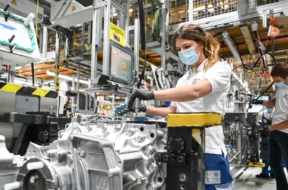 fe63bc17-36ad-4980-ba9e-9d6330790896_w960_r1.778_fpx56_fpy41