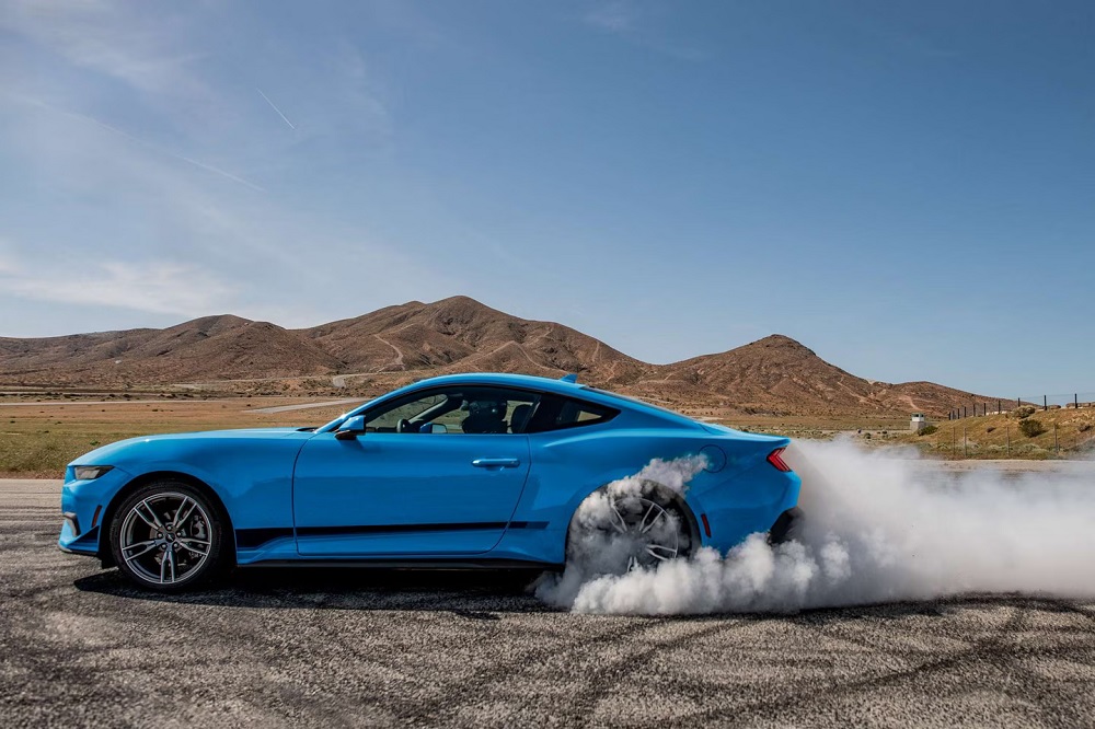 Ford Mustang ipak stiže u limuzinskom i pro-terenskom izdanju?