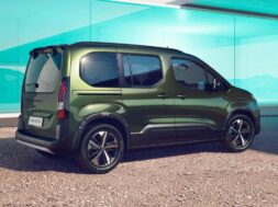 peugeot-e-rifter-restylage-2024-vert-officiel-002