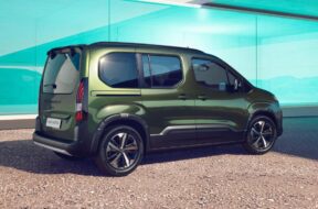 peugeot-e-rifter-restylage-2024-vert-officiel-002