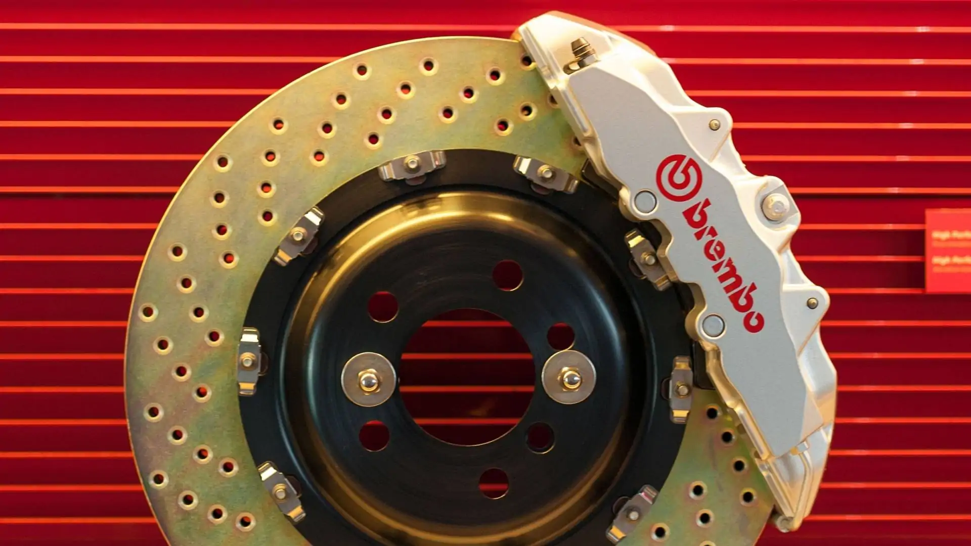 Brembo pazario Öhlins za 370 miliona evra