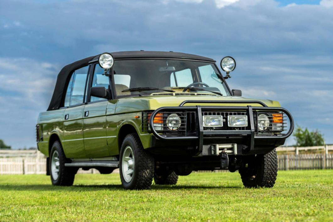 AR pijaca klasika: Da li ste čuli za ovaj izuzetno retki kabriolet Range Rover sa četiri vrata?