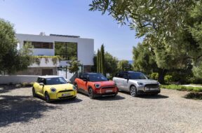 2025-mini-aceman-exterior-01