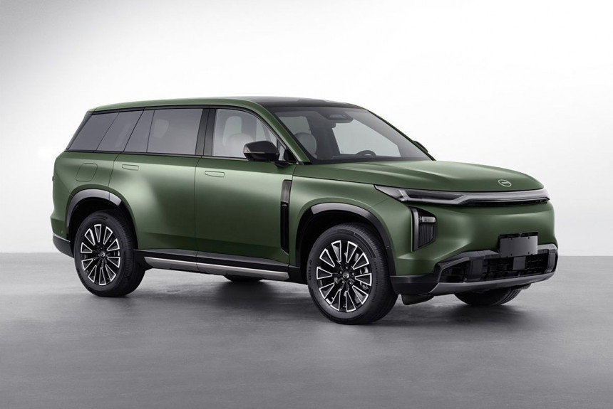 GAC predstavio veliki hibridni SUV Trumpchi S7