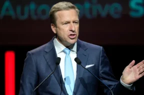 b7e7820d-3d81-4131-bf2e-06f6710ca325_w960_r1.778_fpx50.66_fpy50