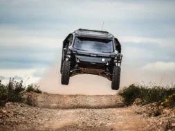 dacia-sandrider-testovani-zavodni-auto-offroad