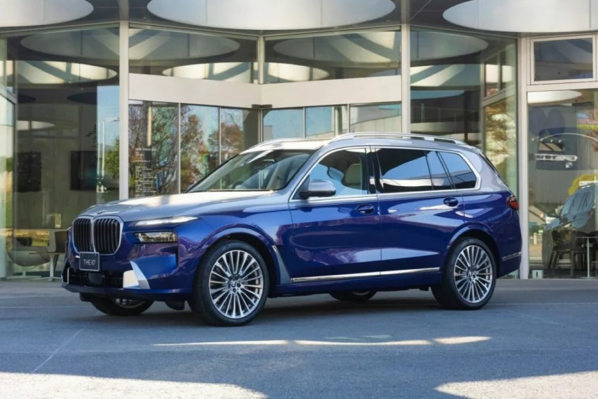 Vidite BMW X7 Nishiki Lounge za tržište Japana