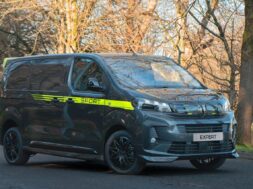 peugeot-expert-sport-2025-uk-gris-avd-mk-bd_1