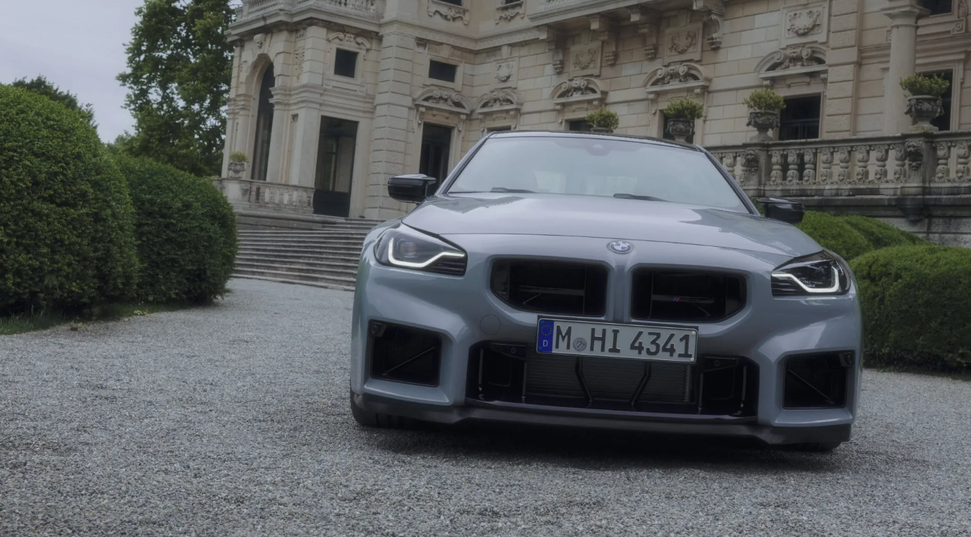 Ovako izgleda novi BMW M2 CS sa „pačijim repom“