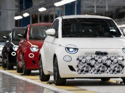 nuova-fiat-500-hybrid-2025-le-prime-foto (2)