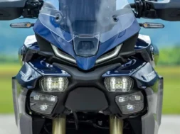 tracer-9-gt-matrix-headlights