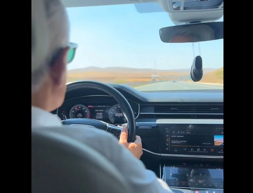 Turski ministar u promotivne svrhe (Erdogana) snimao kako juri autoputem 225 km/h