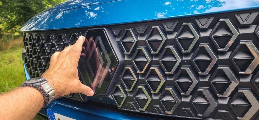 Radnicima Renaulta ne prija ideja da umesto vozila sklapaju dronove za račun Ukrajine