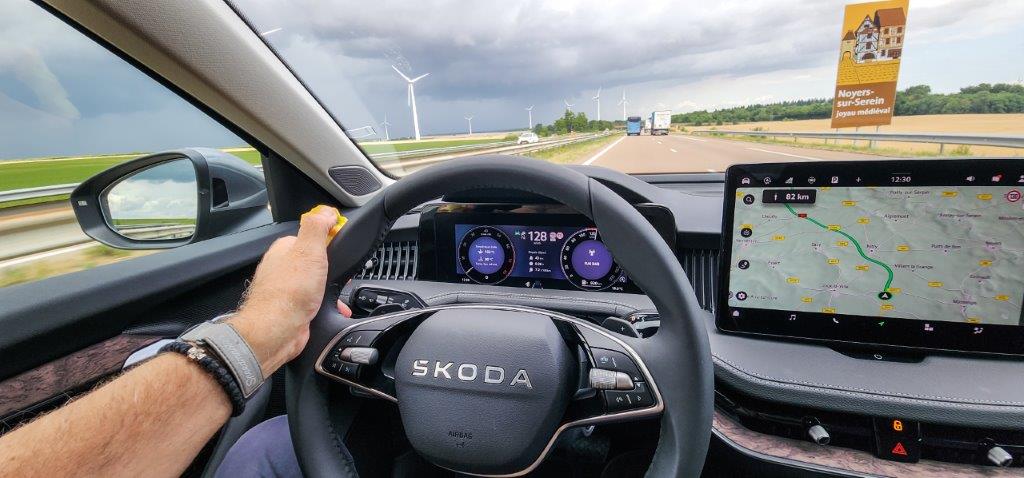 Zabeleženo rekordno prekoračenje dozvoljene brzine od 200+ km/h