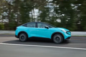 250308_All-new_Nissan_LEAF_Dynamic_Pictures_08-min