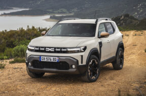dacia-duster-hybrid-extreme-83