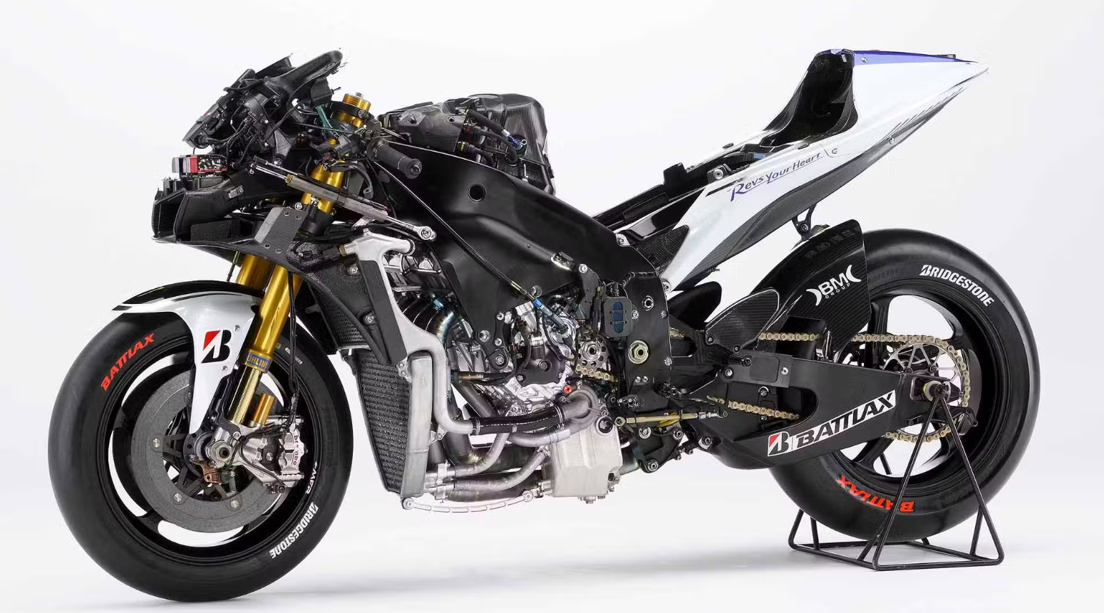 Koji je motor bolji? Za i protiv V4 na motociklu