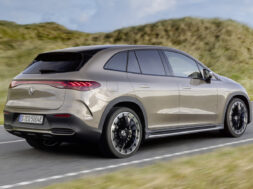 mercedes-amg-eqe-suv-500-4matic-amg-line-3