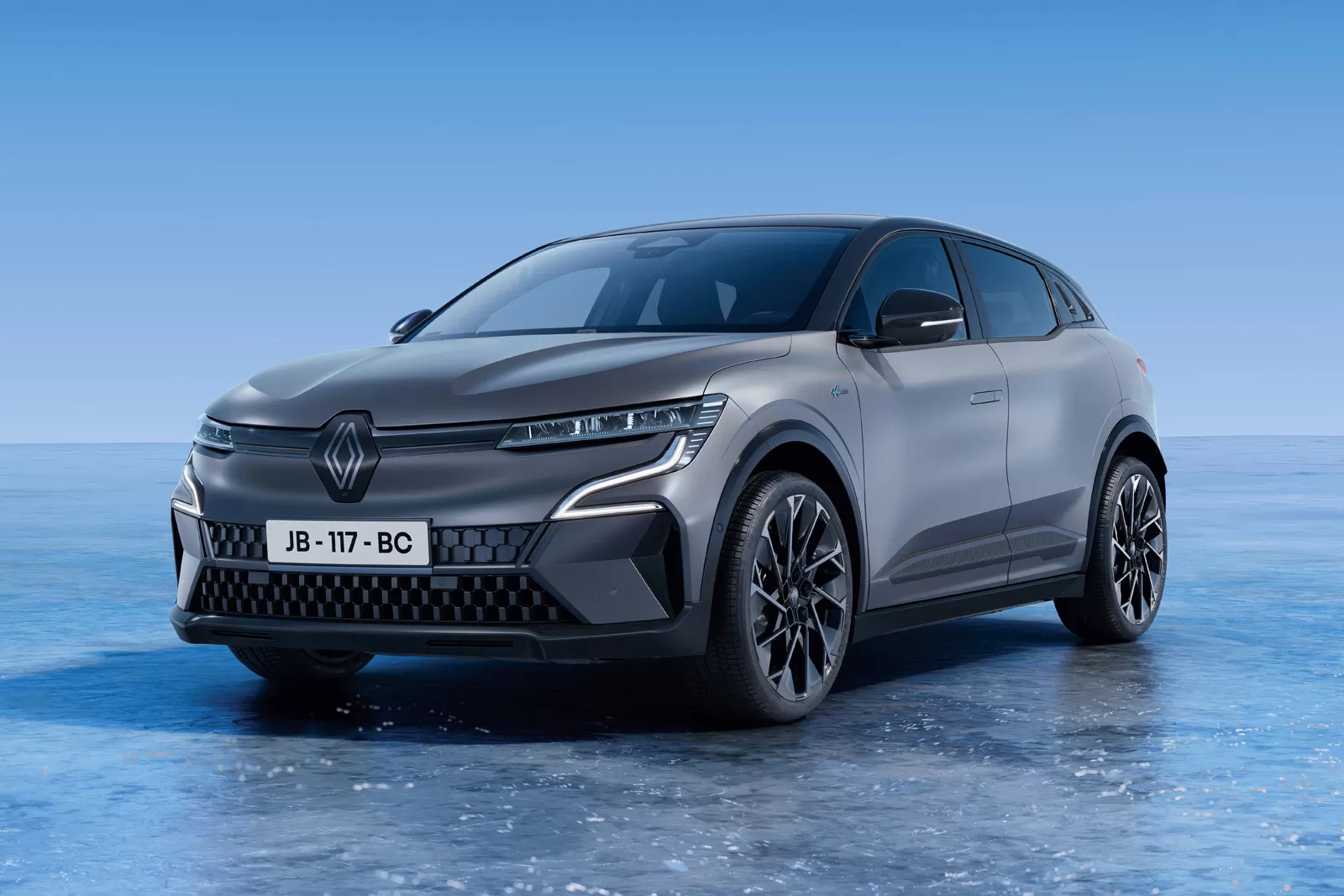 Renault lansiranjem nabrijane verzije Meganea želi da pospeši inače slabu tražnju