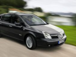 RENAULT VEL SATIS BLACK