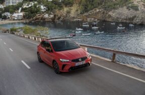 seat-rocks-europe-with-the-all-new-ibiza-new-design-new-steering-wheel-same-engines_1