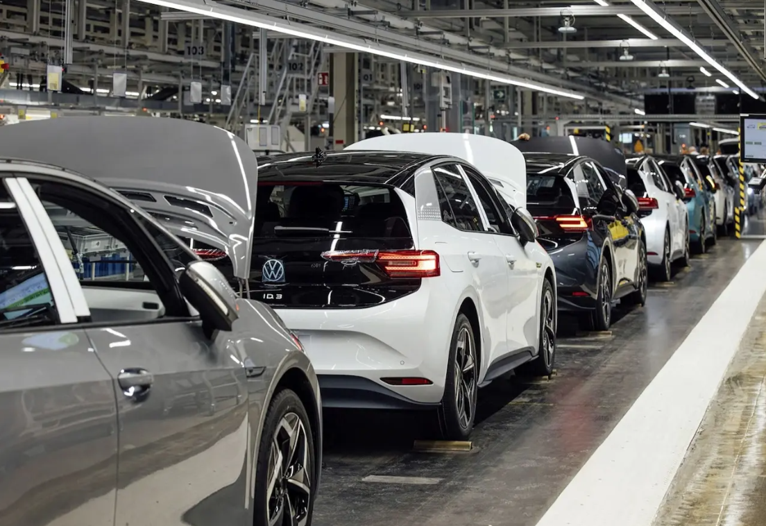 Volkswagen otpustio stotine radnika, pre svega zbog neopravdanih izostanaka