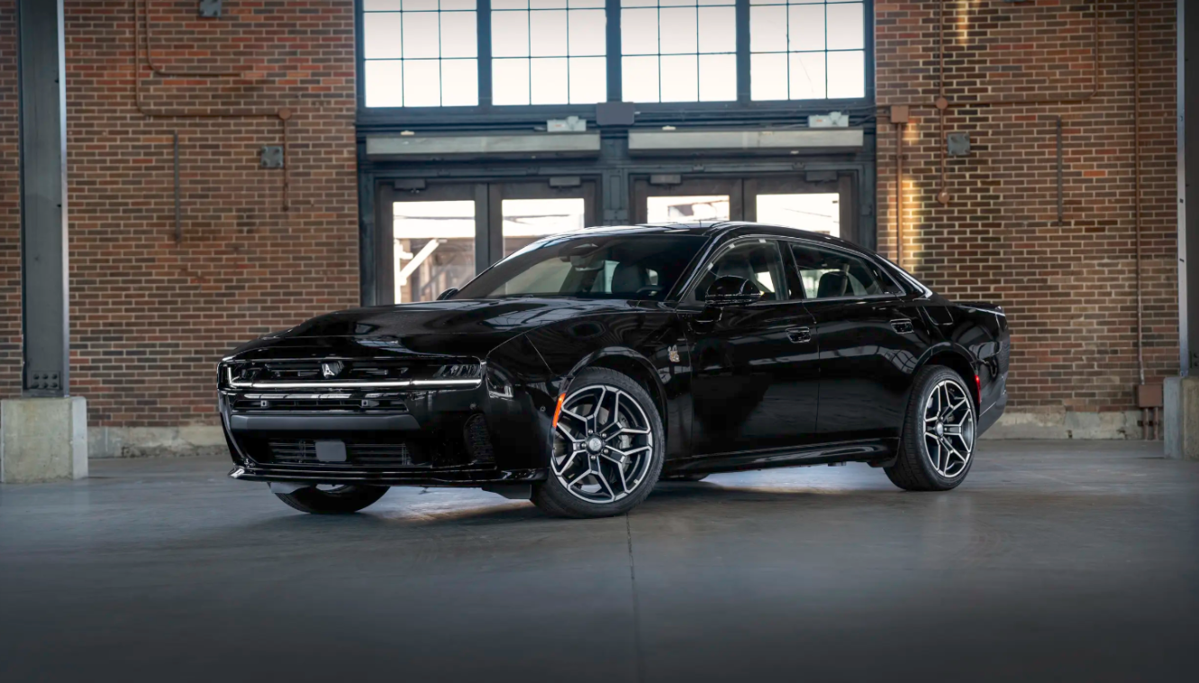 Dodge predstavio novi sportski sedan sa 550 konja koji košta ispod 60 hiljada dolara