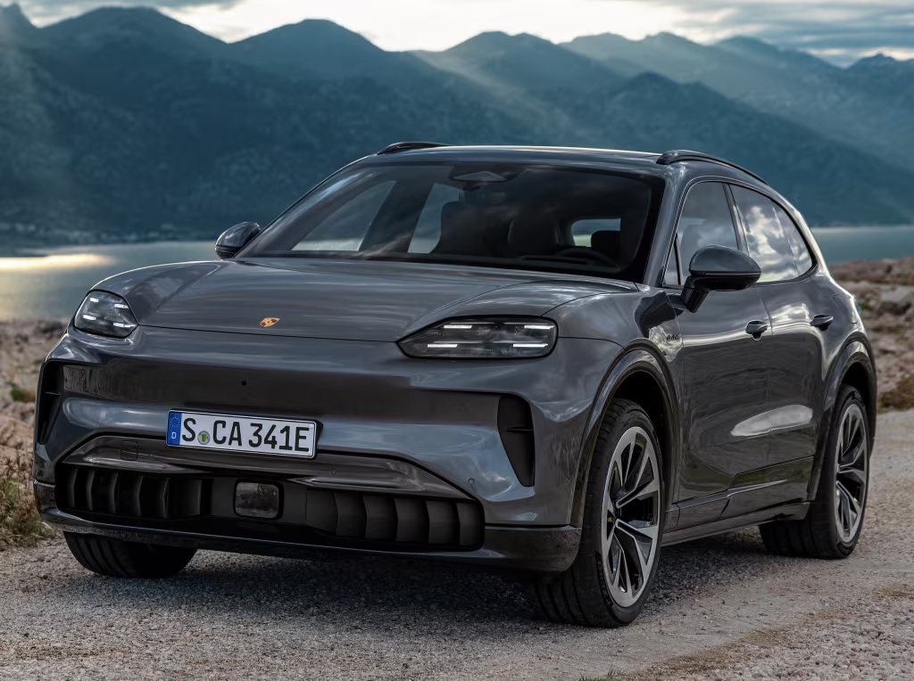 Porsche se hvali rekordnom tražnjom za novim Cayenneom