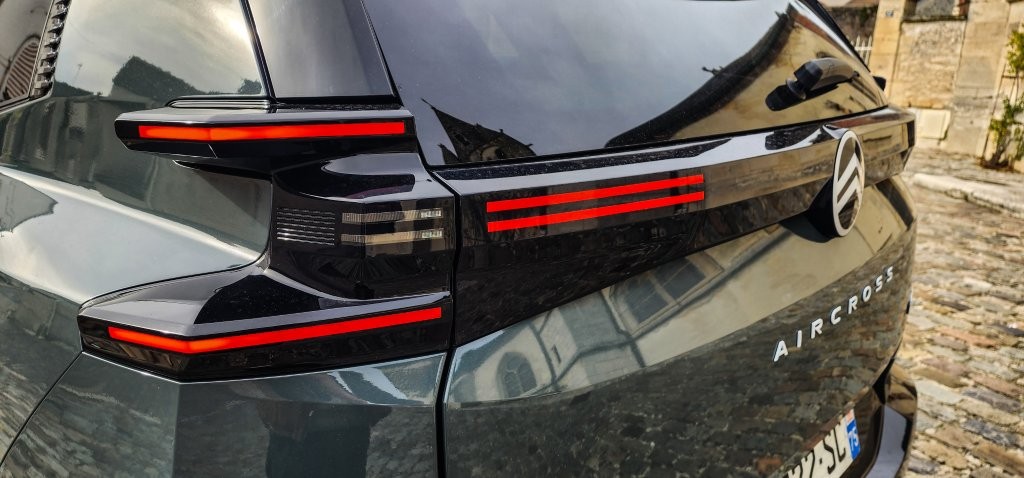 EU i pozadi uvodi obavezna dnevna svetla