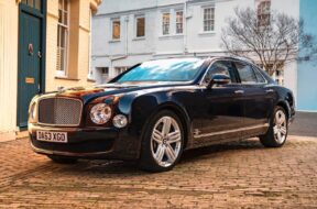 bentley-mulsanne-2013-prince-charles-bleu-avg-mk-bd_0