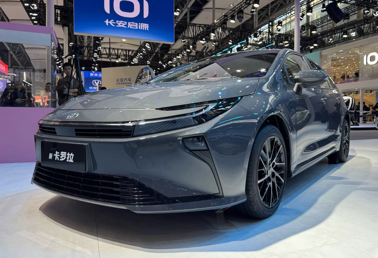 Toyota je prilagodila Corollu aktuelnom korporativnom dizajnu