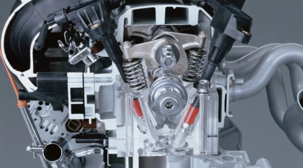 Zašto neki četvorocilindarski motori imaju osam svećica?