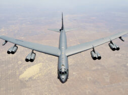 B-52_Stratofortress_assigned_to_the_307th_Bomb_Wing_(cropped)