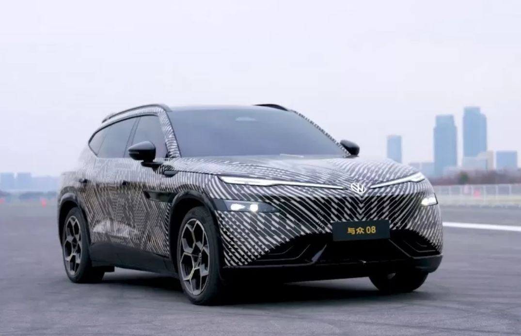 Novi krosover Volkswagen ID. Unyx 08 prikazan uživo